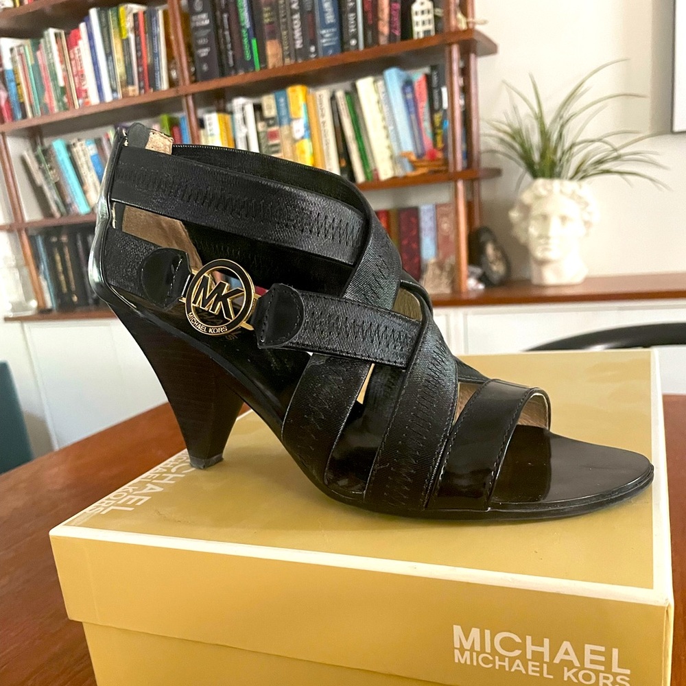 Michael Kors Robertson Sandal